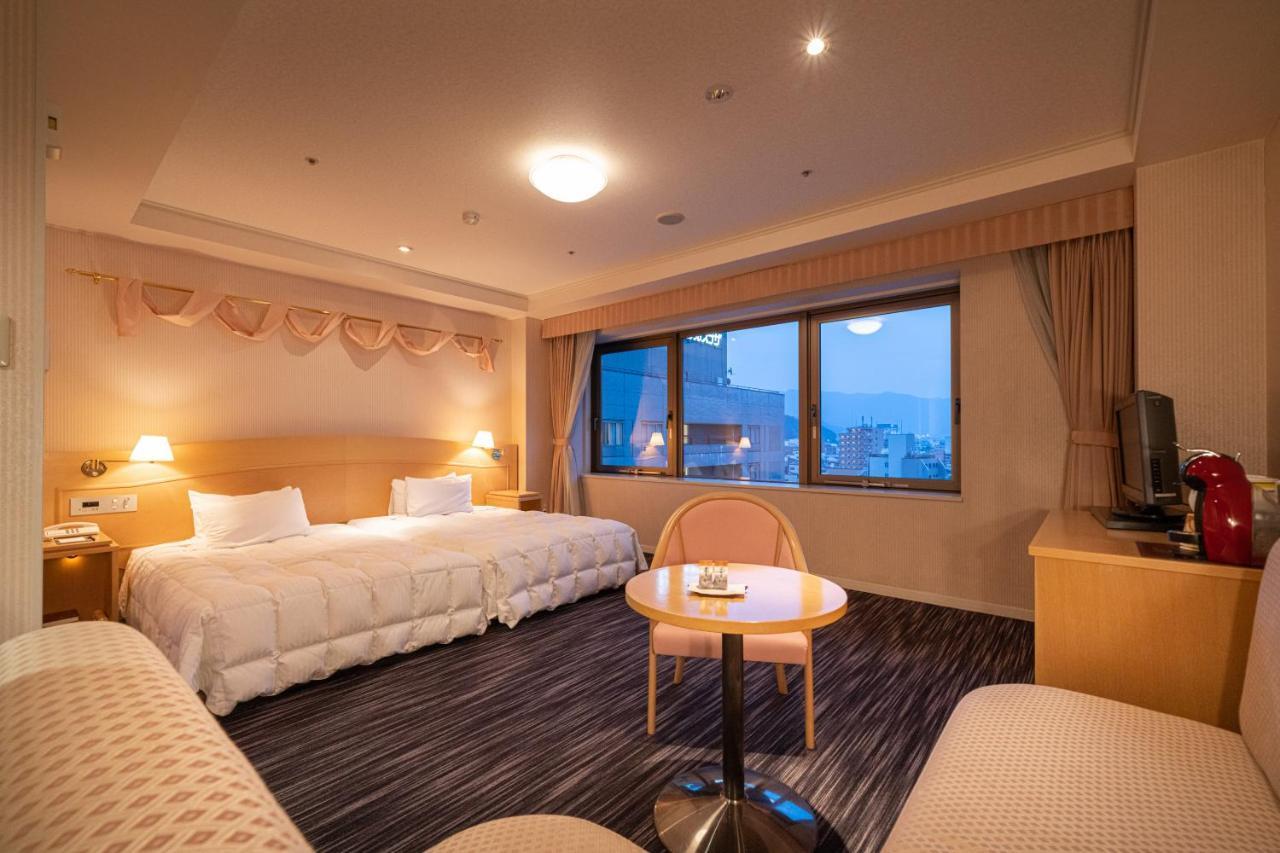 Hida Takayama Onsen Hida Hotel Plaza Exterior photo